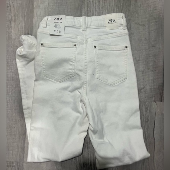 ZARA white high rise skinny jeans - Picture 5 of 6